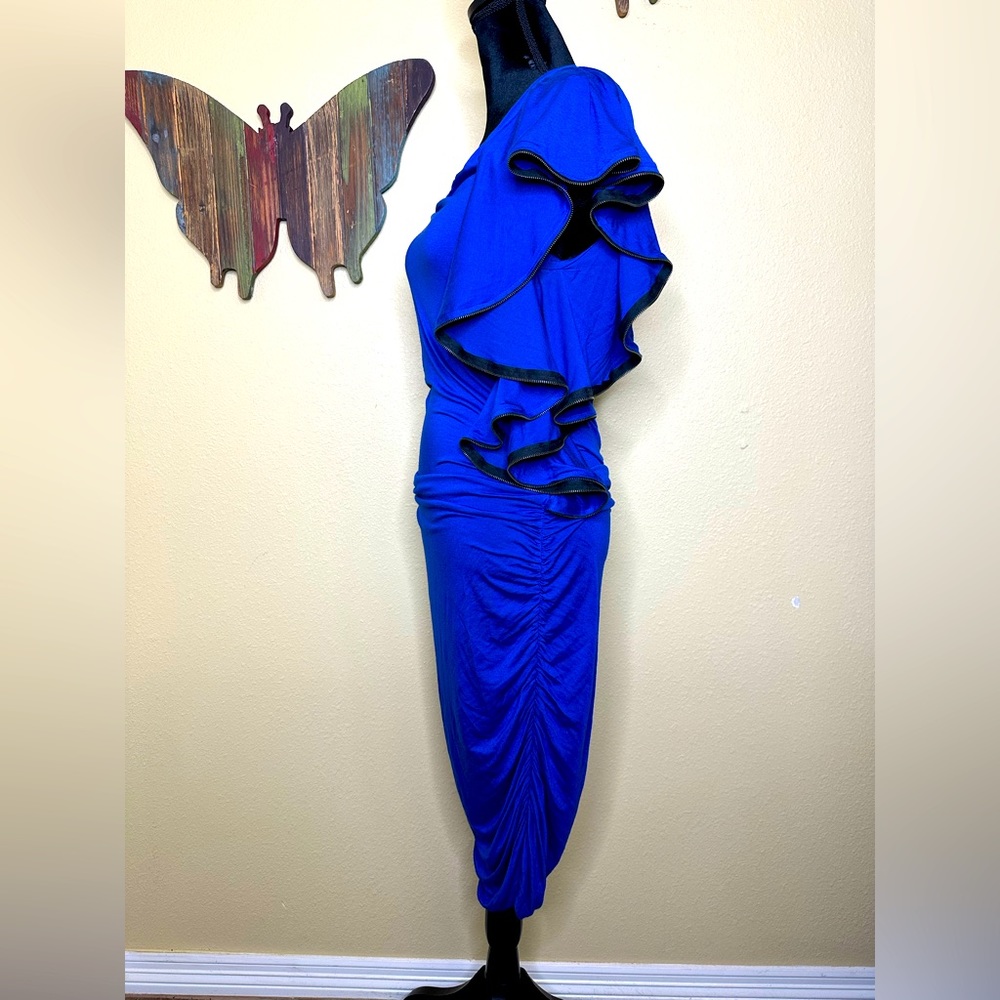 Double Zero One Shoulder Ruffle Dress - Picture 3 of 9